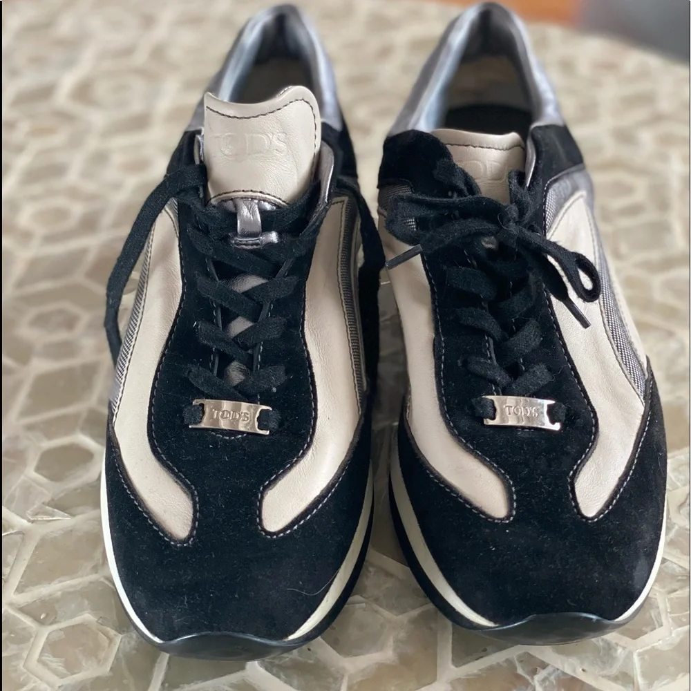 TOD’s woman’s leather sneakers - Picture 1 of 5